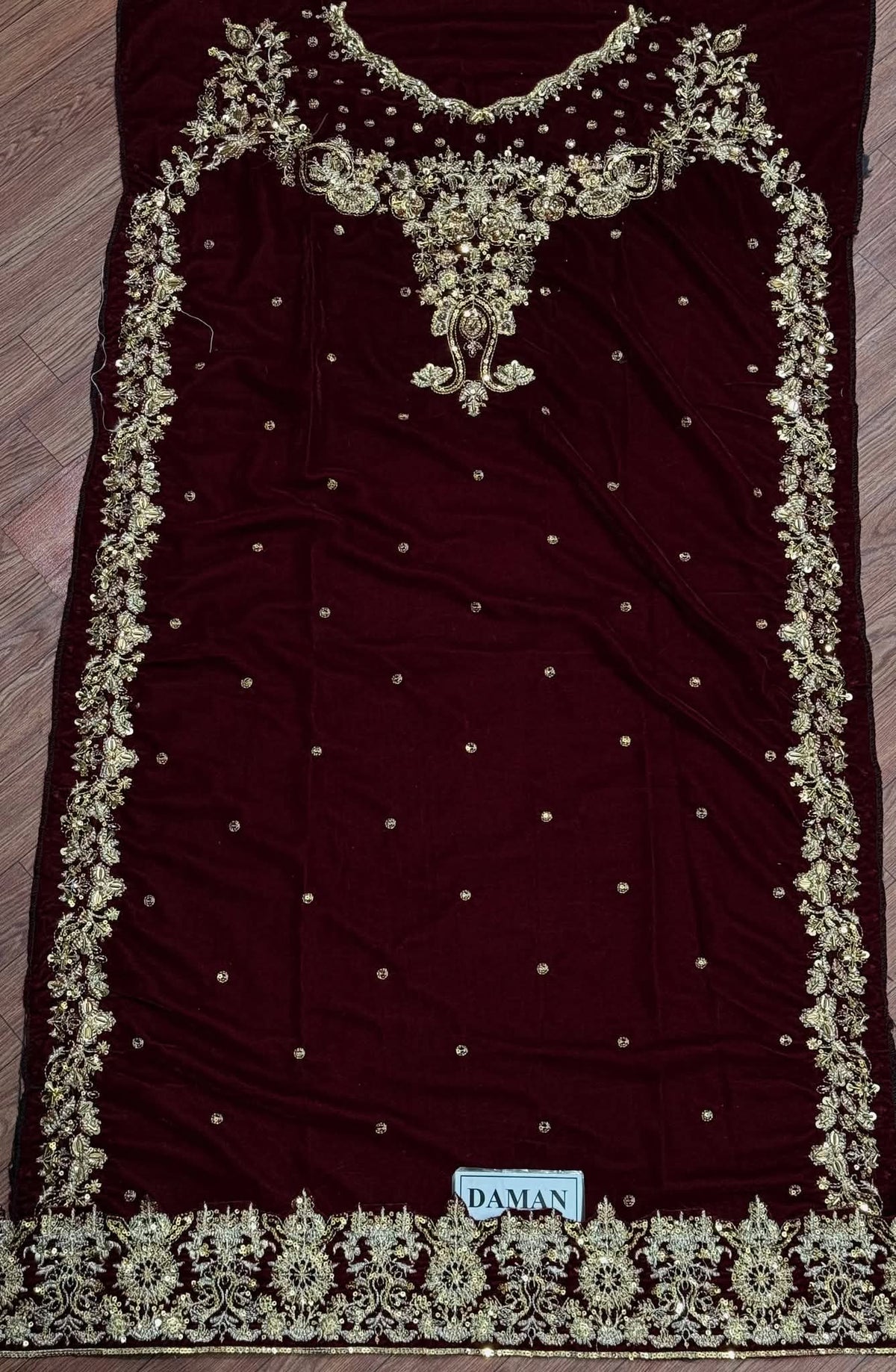 Aneela’s Velvet Sequins 3-Piece Unstitched Suit